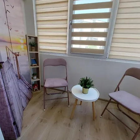 Apartment Happy